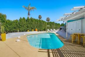 Sunny Delight Retreat Bright & Playful Oasis